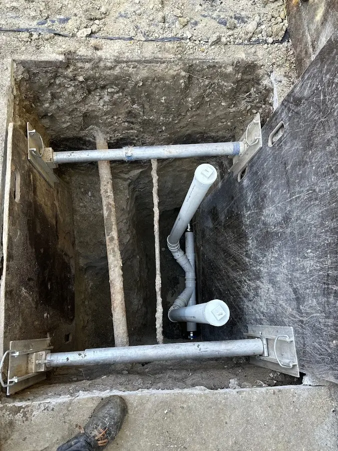 Experienced plumber completing Drain Cleaning work in Moore